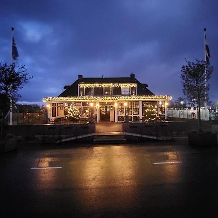 Cafe Brasserie Het Heerenhuis Het Kalf Luaran gambar