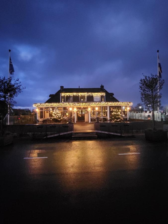 Cafe Brasserie Het Heerenhuis Het Kalf Luaran gambar